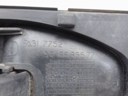 POIGNEE INTERIEURE PORTE AVANT DROIT CITROEN SAXO