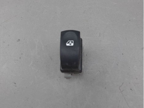 COMMANDE LEVE-GLACE PORTE AVD RENAULT CLIO