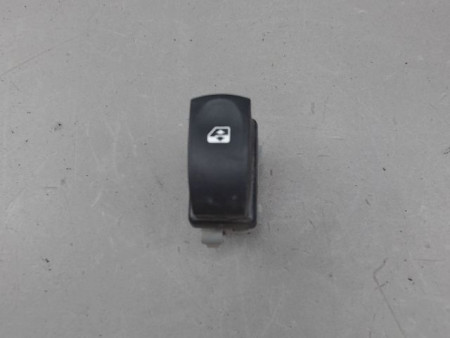 COMMANDE LEVE-GLACE PORTE AVD RENAULT CLIO