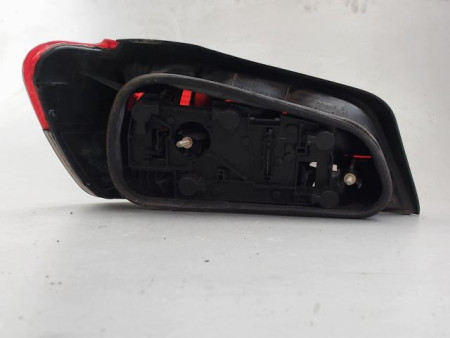 FEU ARRIERE DROIT PEUGEOT 306