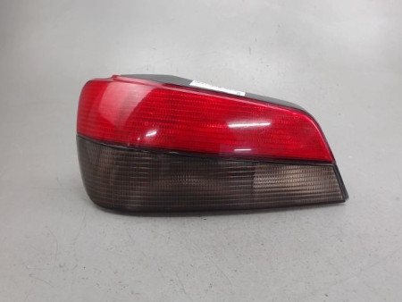 FEU ARRIERE GAUCHE  PEUGEOT 306