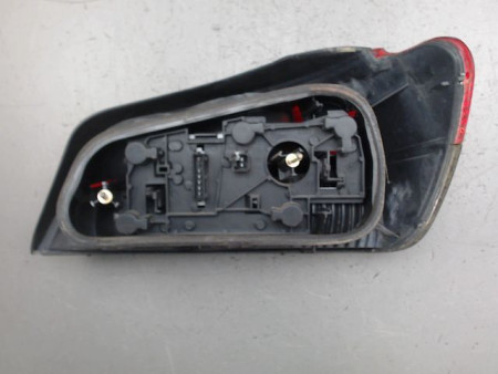 FEU ARRIERE GAUCHE  PEUGEOT 306