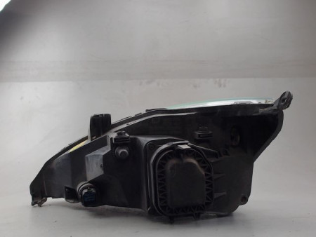 PHARE DROIT FORD FOCUS