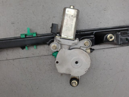 MECANISME LEVE-GLACE AVANT GAUCHE FIAT PUNTO