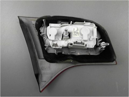FEU ARRIERE INTERIEUR DROIT AUDI A4 AVANT 04-08