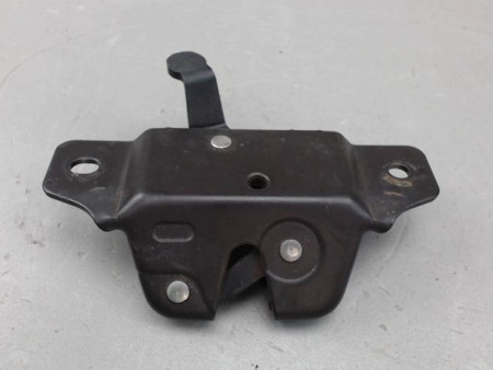 SERRURE CAPOT PEUGEOT 106