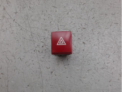 BOUTON DE WARNING PEUGEOT 207