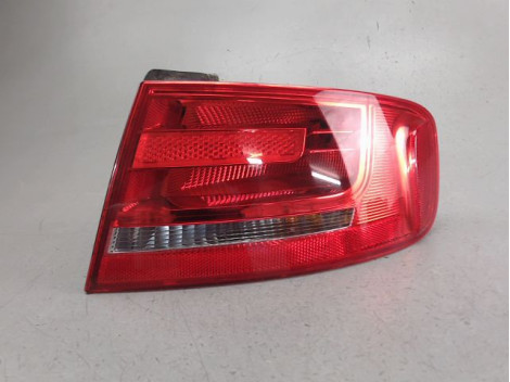 FEU ARRIERE DROIT AUDI A4