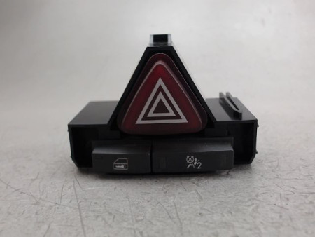 BOUTON DE WARNING OPEL CORSA