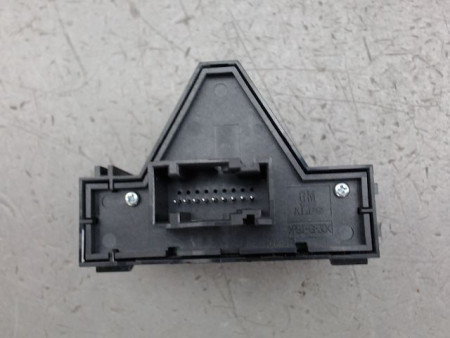 BOUTON DE WARNING OPEL CORSA