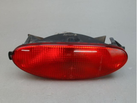 FEU BROUILLARD CENTRAL ARRIERE PEUGEOT 206