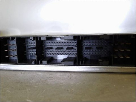 CALCULATEUR MOTEUR MERCEDES CLASSE A