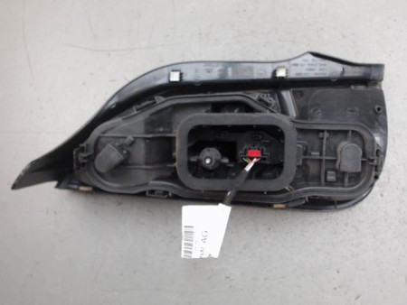 FEU ARRIERE DROIT VOLKSWAGEN UP