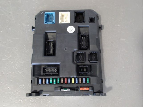 BOITIER GESTION HABITACLE PEUGEOT 207