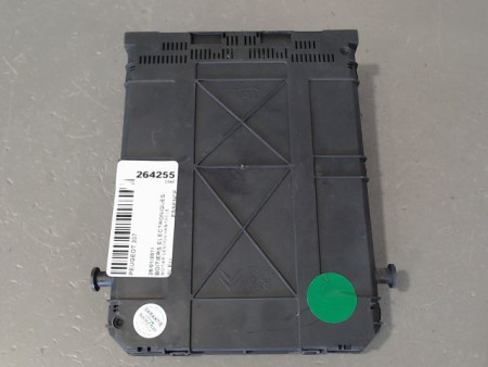 BOITIER GESTION HABITACLE PEUGEOT 207