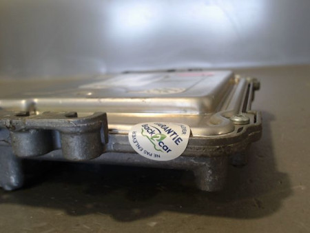CALCULATEUR MOTEUR RENAULT MEGANE
