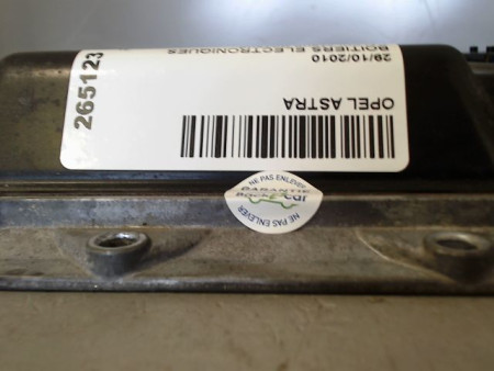 CALCULATEUR MOTEUR OPEL ASTRA