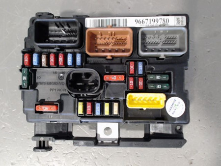 BOITE A FUSIBLES CITROEN C3