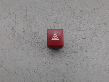 BOUTON DE WARNING PEUGEOT 207