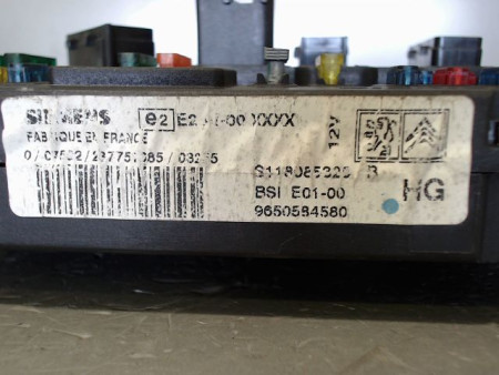 BOITIER GESTION HABITACLE PEUGEOT 206