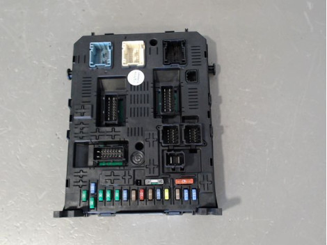 BOITIER GESTION HABITACLE PEUGEOT 308