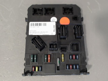 BOITIER GESTION HABITACLE PEUGEOT 206
