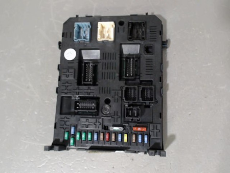 BOITIER GESTION HABITACLE PEUGEOT 308