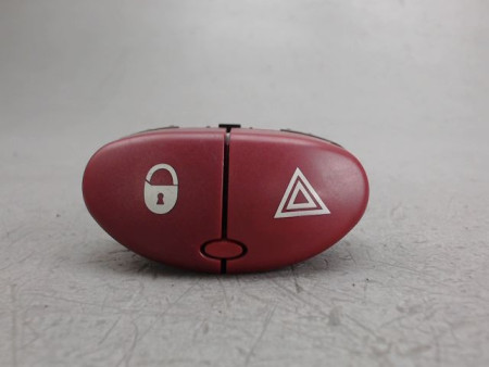 BOUTON DE WARNING PEUGEOT 206