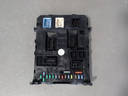 BOITIER GESTION HABITACLE PEUGEOT 307