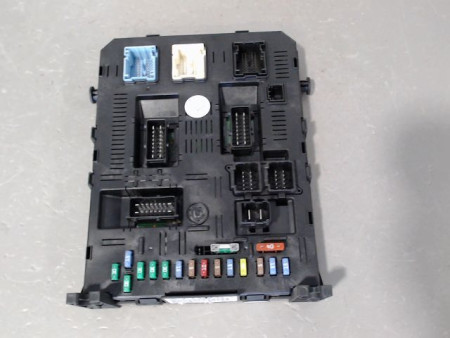 BOITIER GESTION HABITACLE PEUGEOT 307