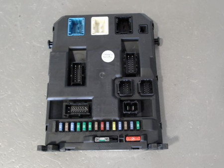 BOITIER GESTION HABITACLE PEUGEOT 207
