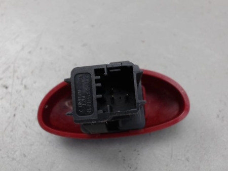 BOUTON DE WARNING PEUGEOT 206