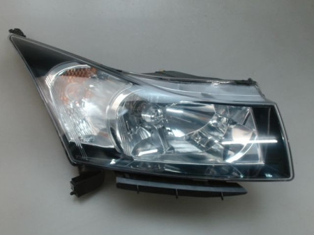 PHARE DROIT CHEVROLET CRUZE