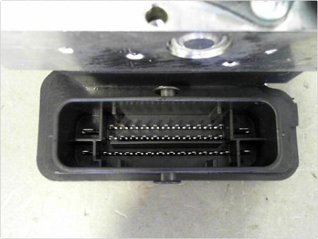 UNITE HYDRAULIQUE ABS DACIA SANDERO II 12-17