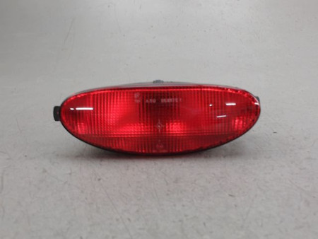 FEU BROUILLARD CENTRAL ARRIERE PEUGEOT 206