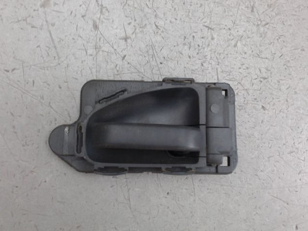 POIGNEE INTERIEURE PORTE AVANT DROIT CITROEN SAXO
