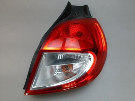 FEU ARRIERE DROIT RENAULT CLIO