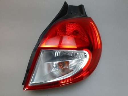 FEU ARRIERE DROIT RENAULT CLIO
