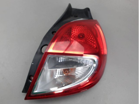 FEU ARRIERE DROIT RENAULT CLIO
