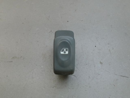 COMMANDE LEVE-GLACE PORTE AVD RENAULT TWINGO