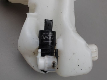 RESERVOIR LAVE-GLACE AVANT PEUGEOT 5008