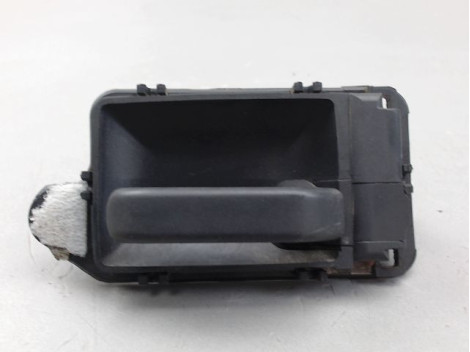 POIGNEE INTERIEURE PORTE AVANT DROIT PEUGEOT 106