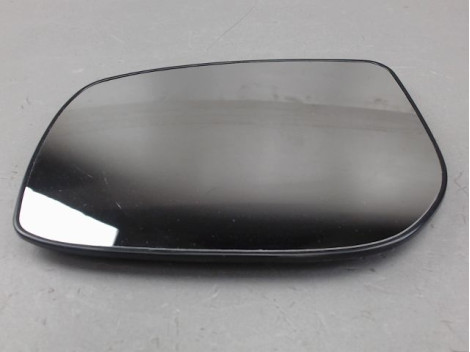 GLACE RETROVISEUR EXT G TOYOTA YARIS