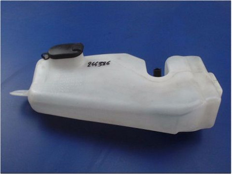 RESERVOIR LAVE-GLACE AVANT DACIA SANDERO 08-12