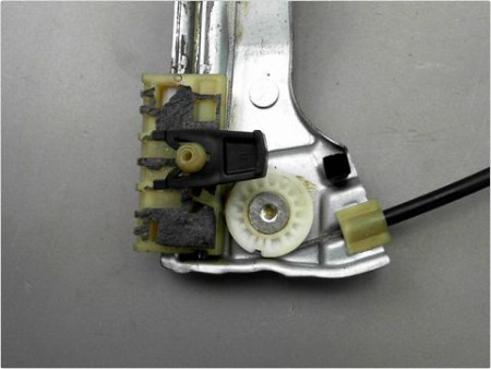 MECANISME LEVE-GLACE AVANT GAUCHE CITROEN C4 CACTUS 2014-