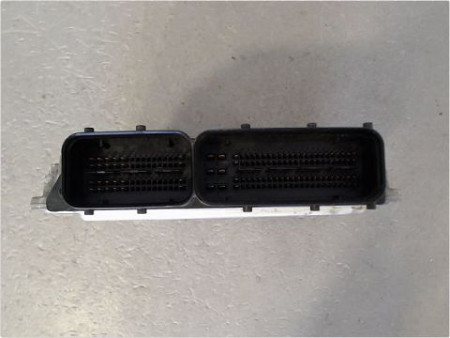 CALCULATEUR MOTEUR AUDI A3