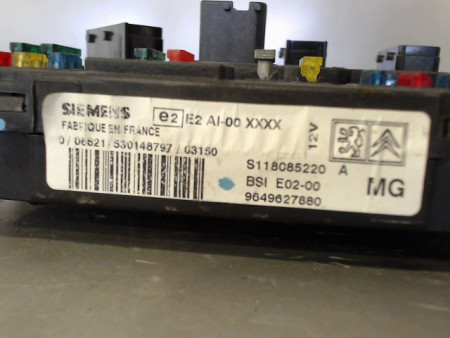 BOITIER GESTION HABITACLE PEUGEOT 206