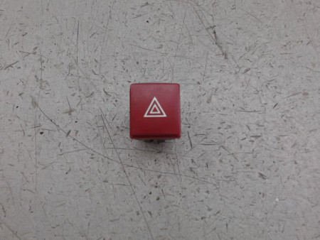 BOUTON DE WARNING PEUGEOT 207