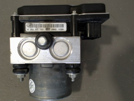 UNITE HYDRAULIQUE ABS OPEL CORSA