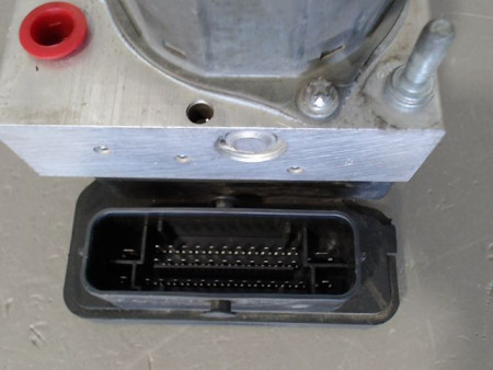 UNITE HYDRAULIQUE ABS DACIA SANDERO